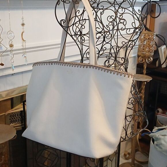 Kate Spade  - Picture 1 of 9
